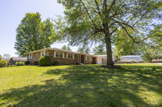 708 S Pine Avenue, Republic, MO 65738