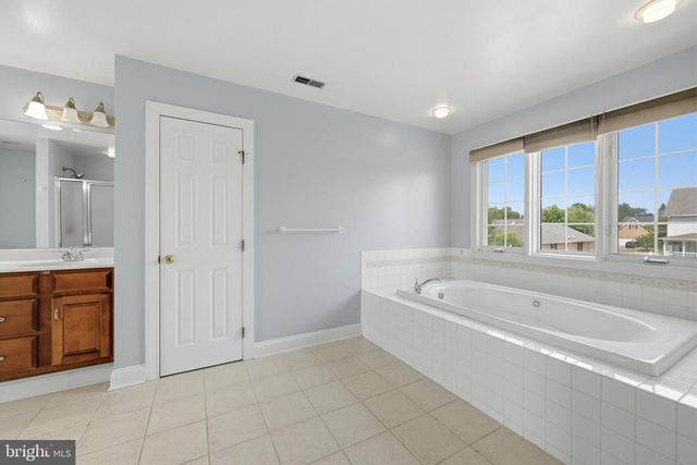 104 BRAMBLE CT, Winchester, VA 22602