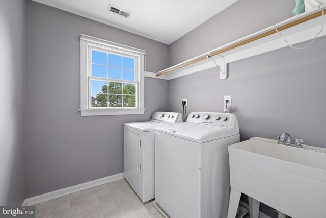 104 BRAMBLE CT, Winchester, VA 22602