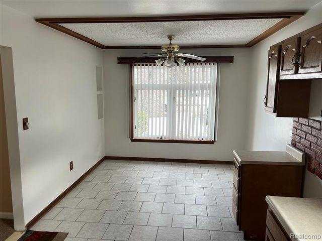 7411 N Vernon Street, Dearborn Heights, MI 48127