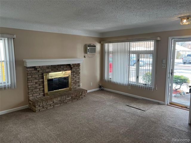 7411 N Vernon Street, Dearborn Heights, MI 48127