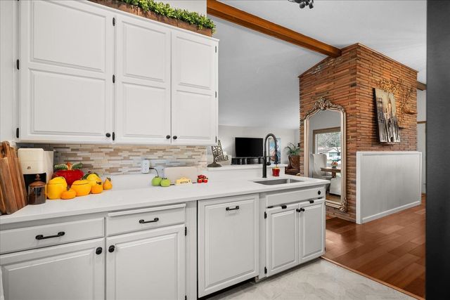 2108 S Balfour Blvd, Spokane Valley, WA 99206