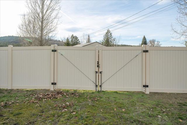 2108 S Balfour Blvd, Spokane Valley, WA 99206