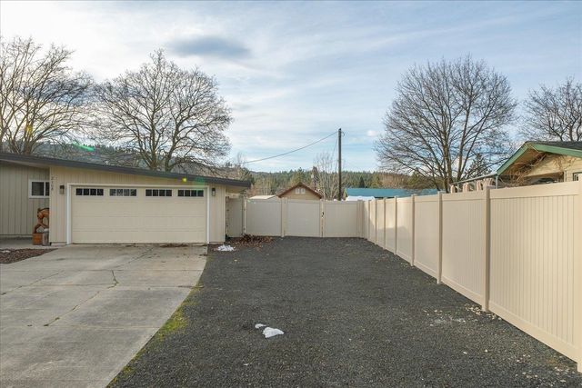 2108 S Balfour Blvd, Spokane Valley, WA 99206