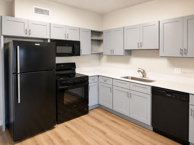714 GOVERNORS AVENUE, Orlando, FL 32808