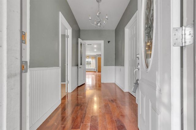 309 Bois D Arc ST, Lockhart, TX 78644