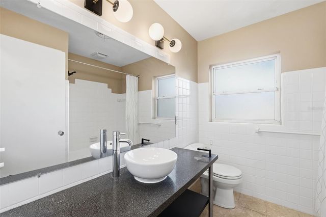 218 CATALAN BOULEVARD NE, St Petersburg, FL 33704