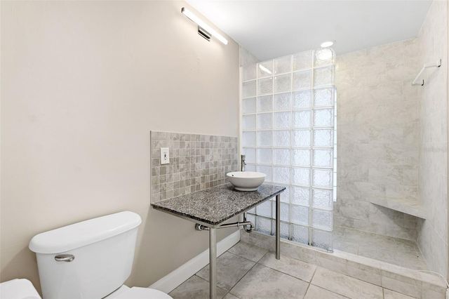 218 CATALAN BOULEVARD NE, St Petersburg, FL 33704