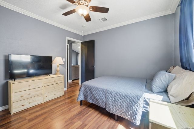 9538 New World, San Antonio, TX 78239