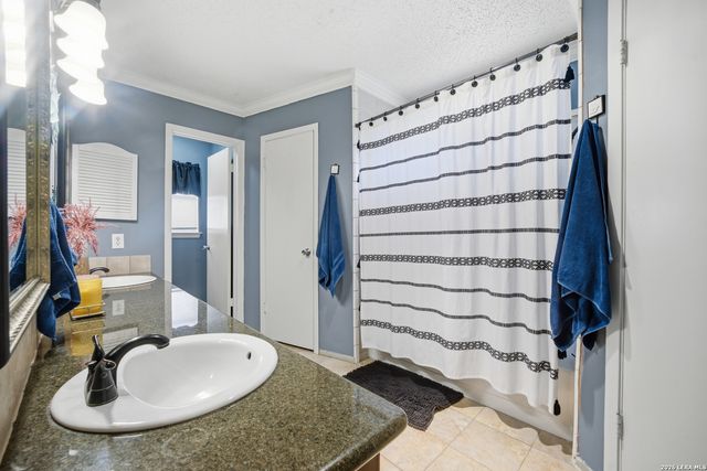 9538 New World, San Antonio, TX 78239