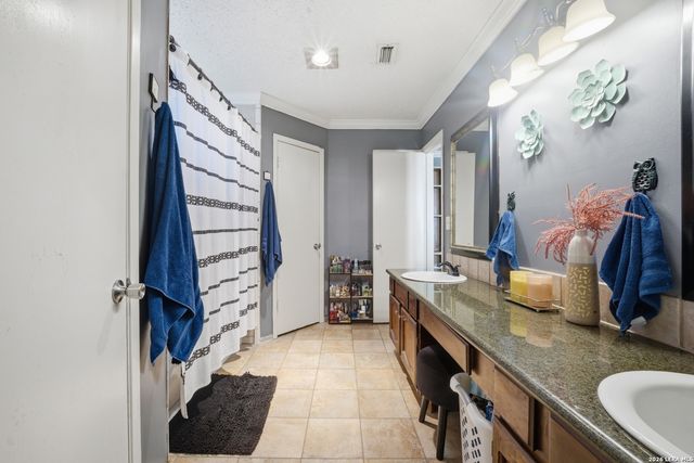 9538 New World, San Antonio, TX 78239