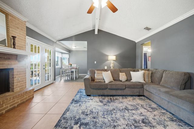 9538 New World, San Antonio, TX 78239