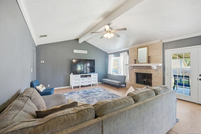 9538 New World, San Antonio, TX 78239