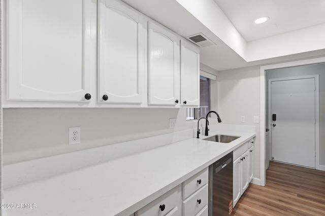 13324 N 26th Drive, Phoenix, AZ 85029