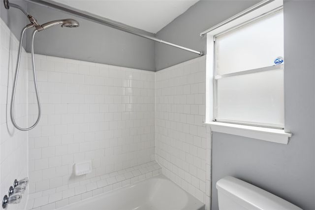 2907 W Greens Road, Houston, TX 77067
