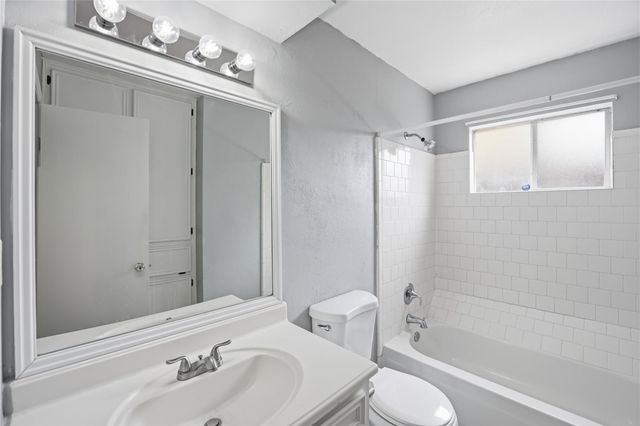 2907 W Greens Road, Houston, TX 77067