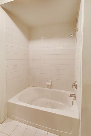 400 N LASALLE Street 1306, Chicago, IL 60654