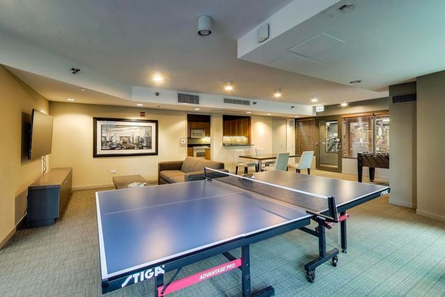 400 N LASALLE Street 1306, Chicago, IL 60654