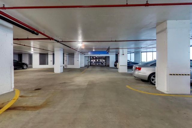 400 N LASALLE Street 1306, Chicago, IL 60654