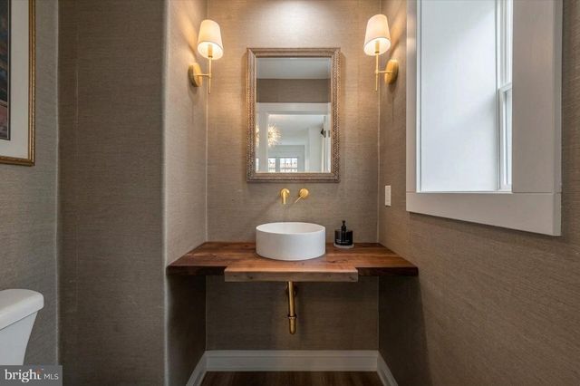 1307 ELMWOOD AVE, Sharon Hill, PA 19079