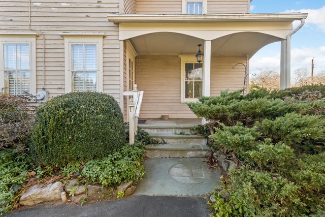 179 Verna Hill Road, Fairfield, CT 06824