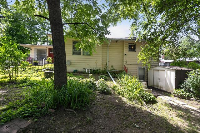 W142 Tombeau BOULEVARD, Genoa City, WI 53128