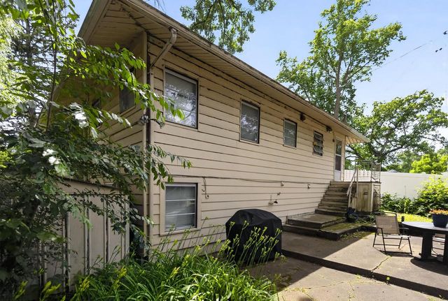 W142 Tombeau BOULEVARD, Genoa City, WI 53128