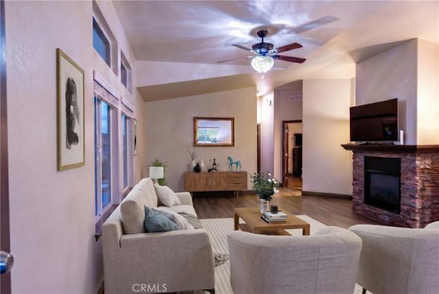 3595 Santa Fe 162, Long Beach, CA 90810