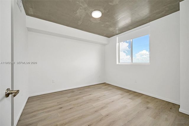 475 NE 125th Street 501, North Miami, FL 33161