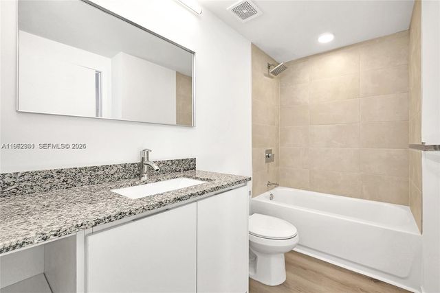 475 NE 125th Street 501, North Miami, FL 33161