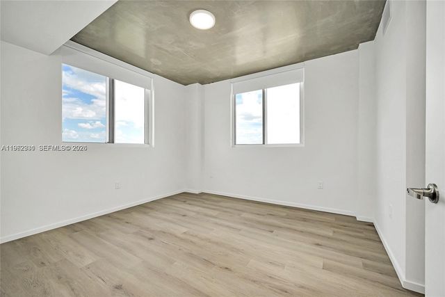 475 NE 125th Street 501, North Miami, FL 33161