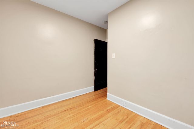 815 Beaconsfield Road, Grosse Pointe Park, MI 48230