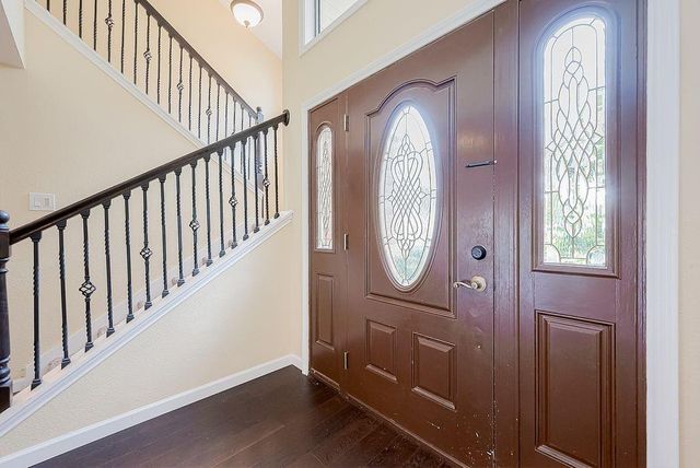 2039 Shorewood Lane, Sugar Land, TX 77479