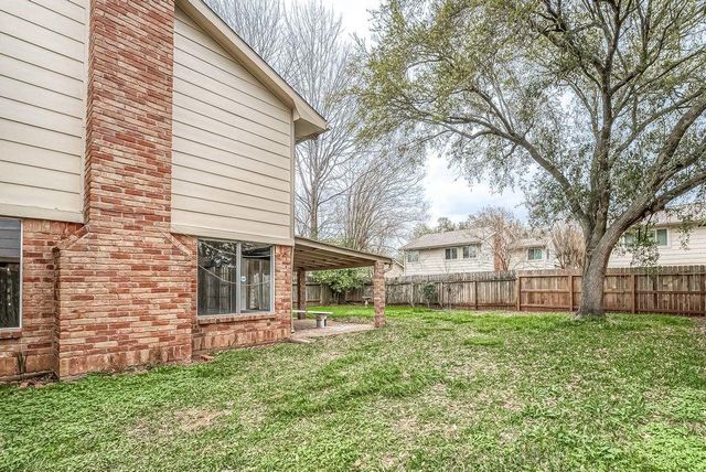 2039 Shorewood Lane, Sugar Land, TX 77479
