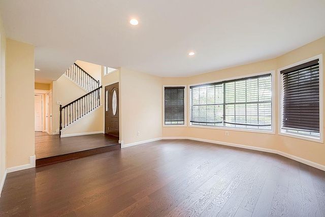 2039 Shorewood Lane, Sugar Land, TX 77479