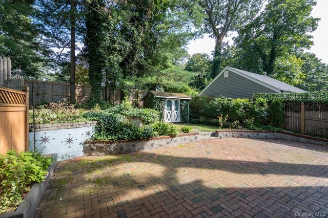 208 Melville Road, South Huntington, NY 11746