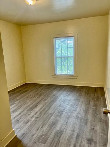 846 Eastern Avenue SE, Grand Rapids, MI 49507