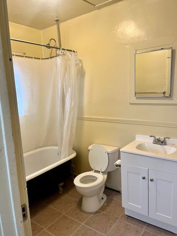846 Eastern Avenue SE, Grand Rapids, MI 49507