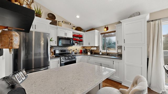 2008 25th Street SE, Rochester, MN 55904