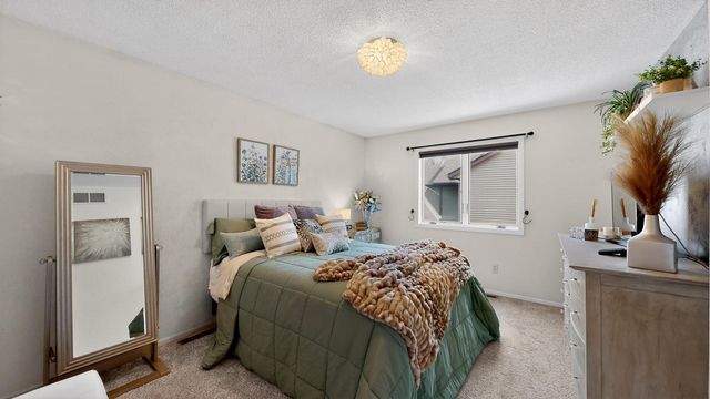 2008 25th Street SE, Rochester, MN 55904