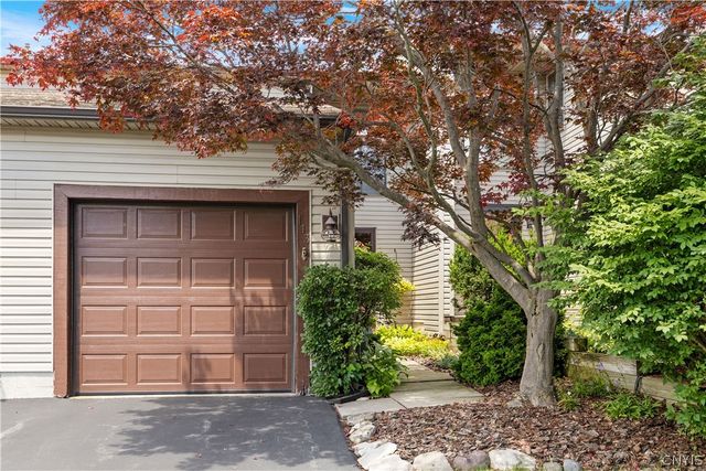 113 Signal Ridge, Camillus, NY 13209