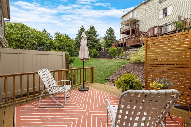 113 Signal Ridge, Camillus, NY 13209