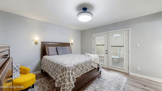 818 Washburn Ave APT 1-A, Louisville, KY 40222