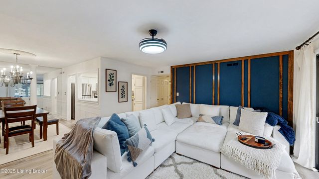 818 Washburn Ave APT 1-A, Louisville, KY 40222