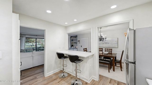 818 Washburn Ave APT 1-A, Louisville, KY 40222