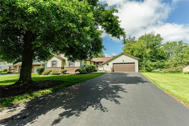 67 Briar Wood Lane, Greece, NY 14626