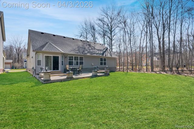 17786 Woodstock Court, Brownstown Charter Township, MI 48174
