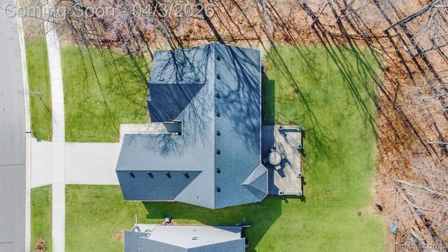 17786 Woodstock Court, Brownstown Charter Township, MI 48174