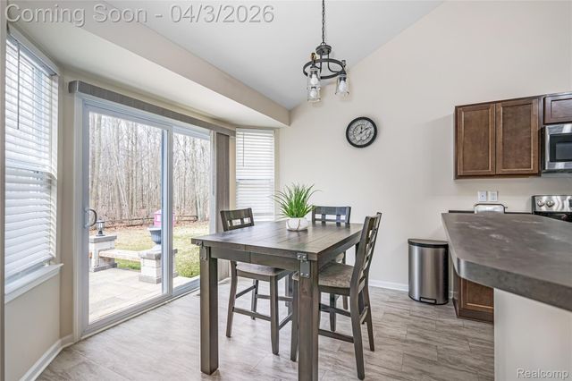 17786 Woodstock Court, Brownstown Charter Township, MI 48174