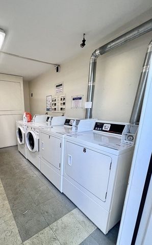 11 Woodcrest Ct 5, Weymouth, MA 02190